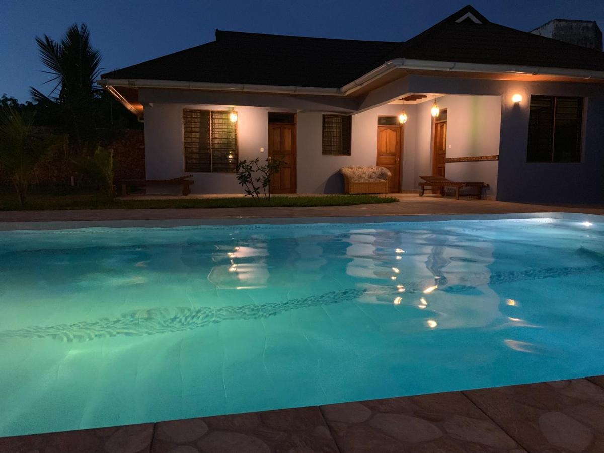Lions Home Diani Beach Exterior photo