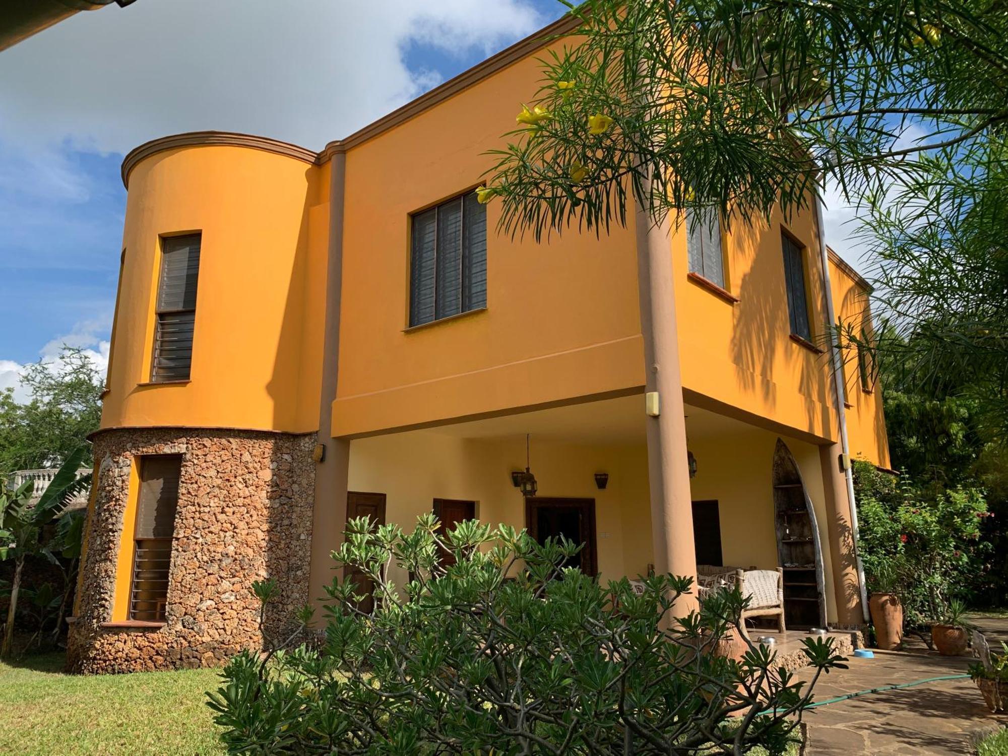 Lions Home Diani Beach Exterior photo